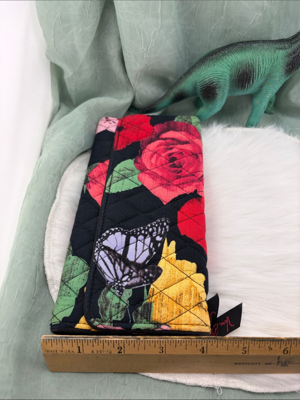 Vera Bradley Quilted Trifold Wallet in Havana Rose | Magnetic Closure - Picture 8 of 8